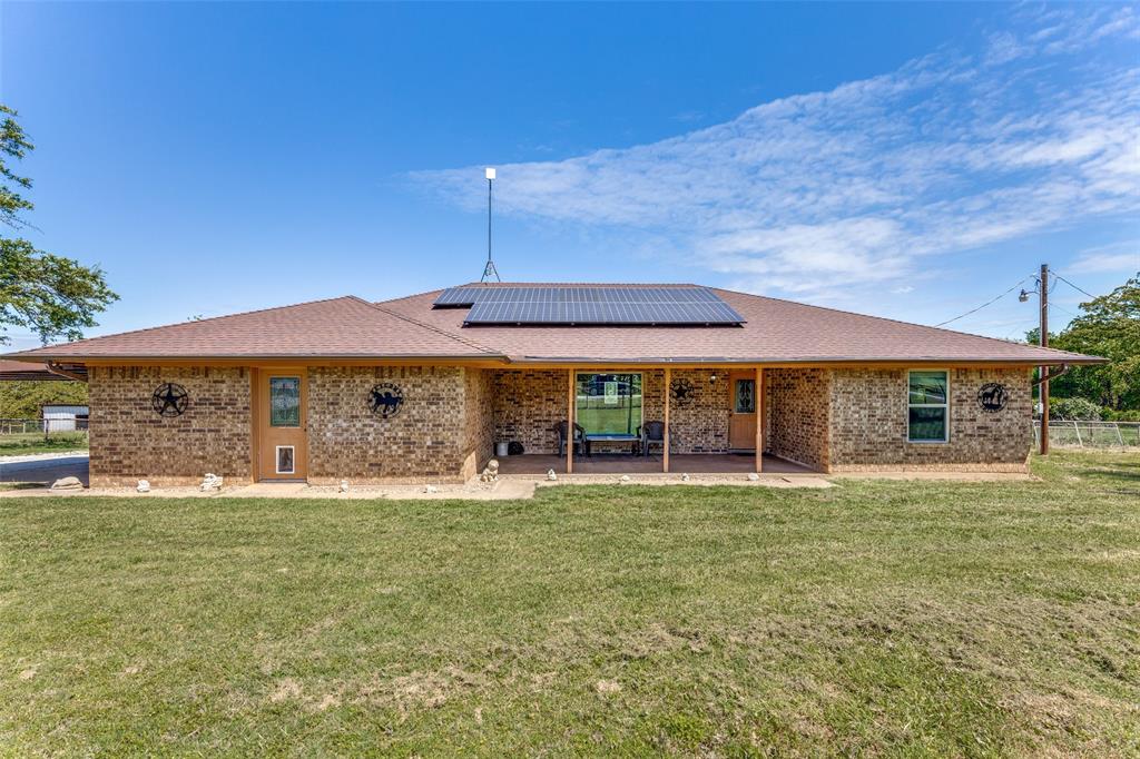 1232 County Road 4371 Property Photo 1