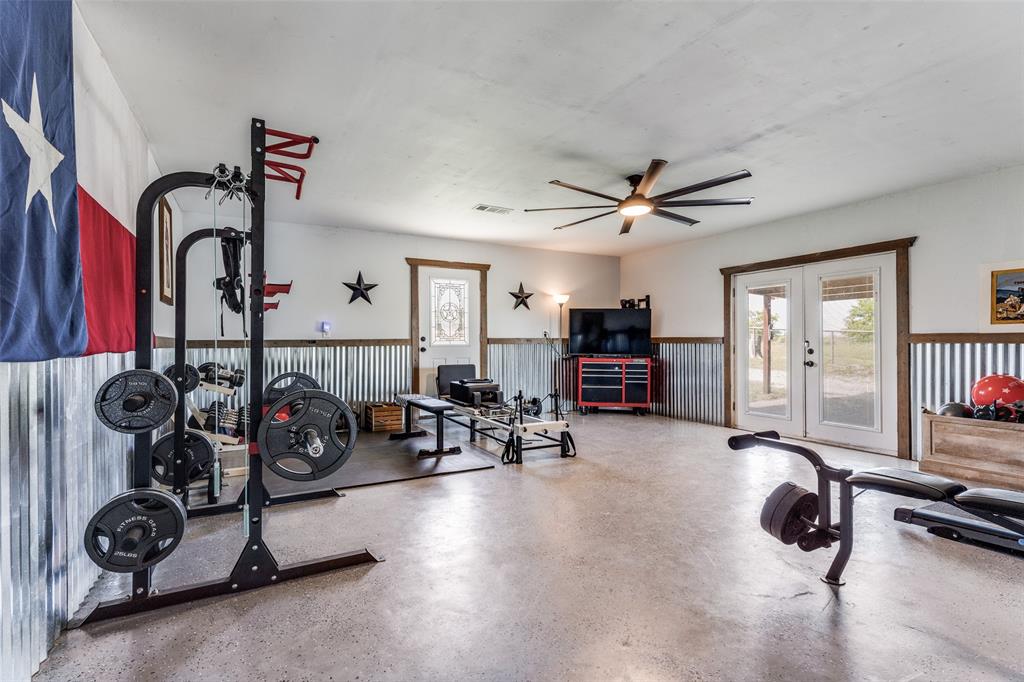1232 County Road 4371 Property Photo 14
