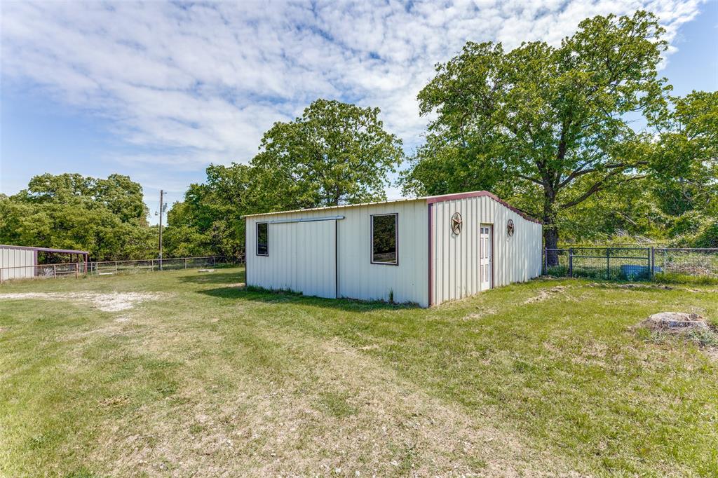 1232 County Road 4371 Property Photo 20