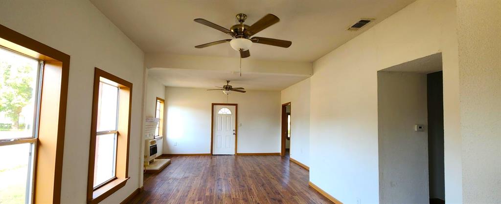 623 N Green Street Property Photo 7