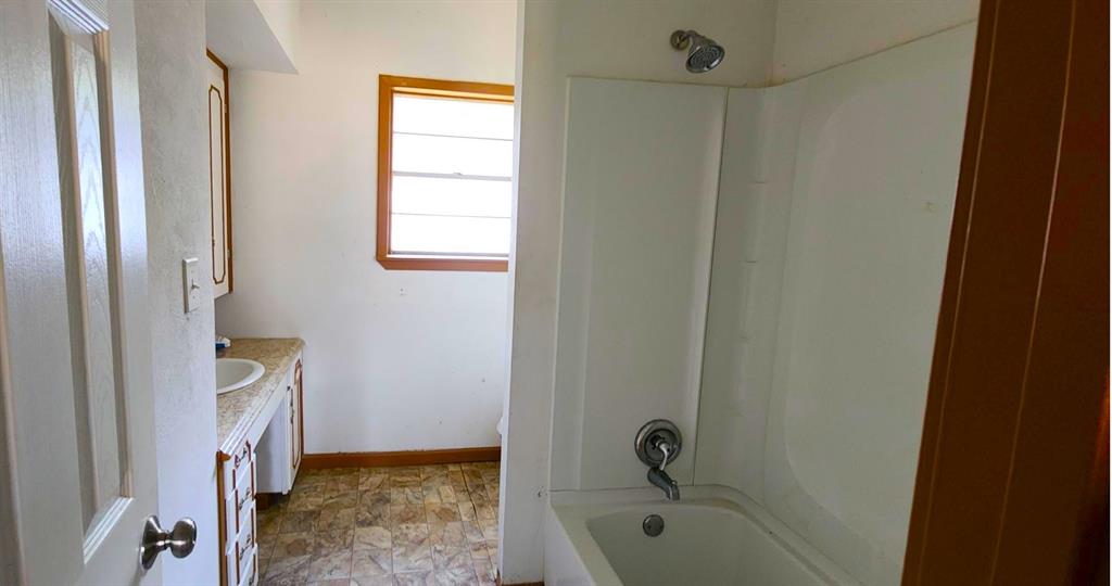 623 N Green Street Property Photo 12