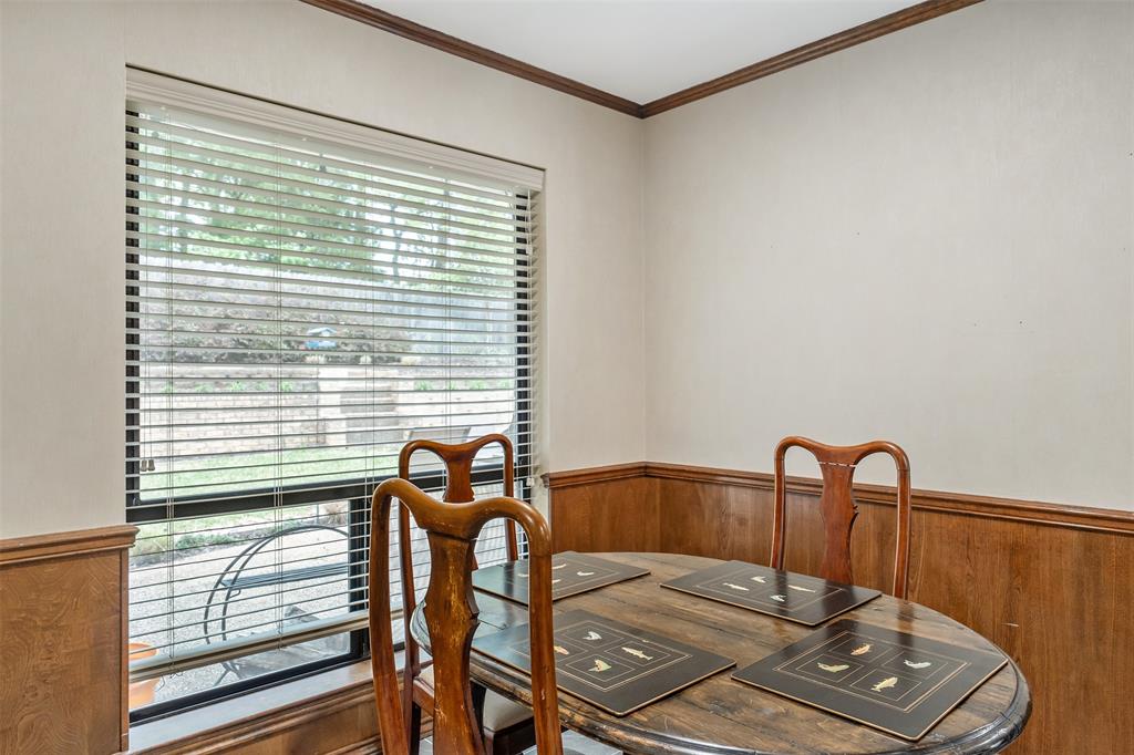 4913 Pine Knoll Property Photo 17
