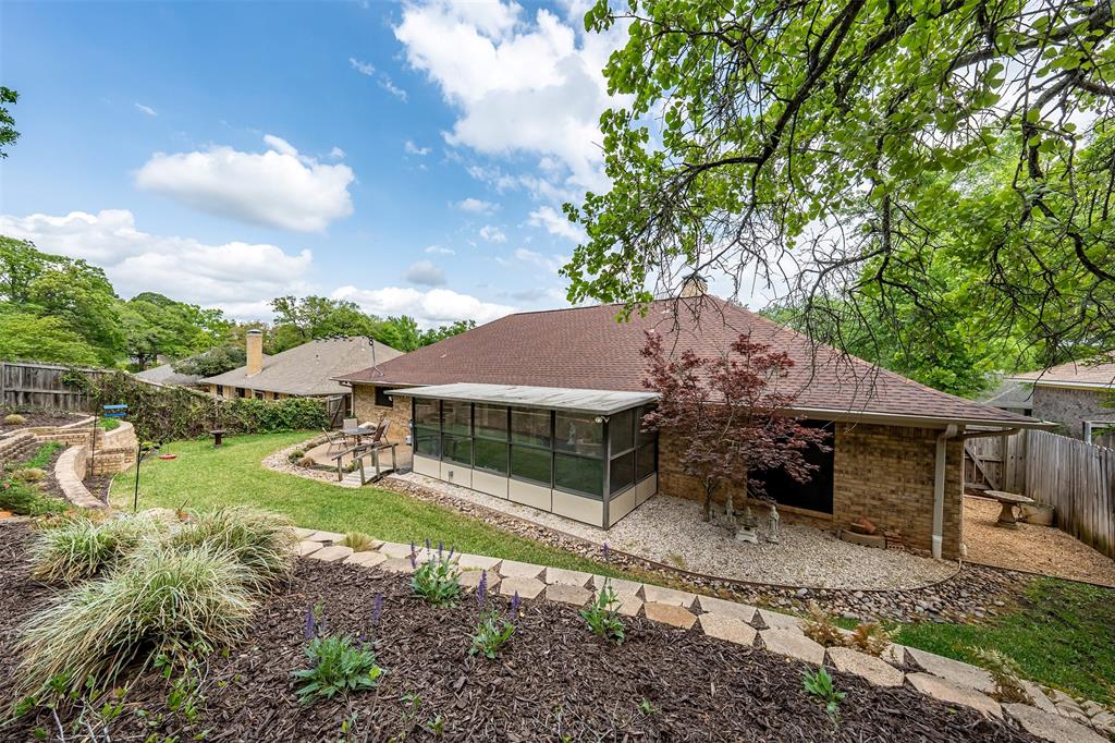 4913 Pine Knoll Property Photo 34