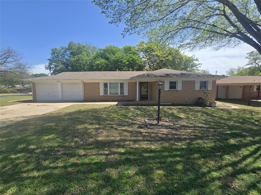 1144 Norwood Drive Property Photo 2