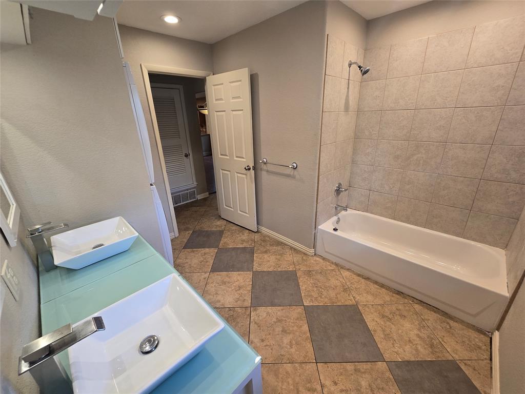 1144 Norwood Drive Property Photo 12