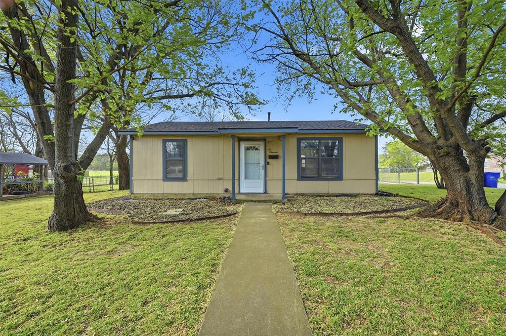 600 E South Street Property Photo 1