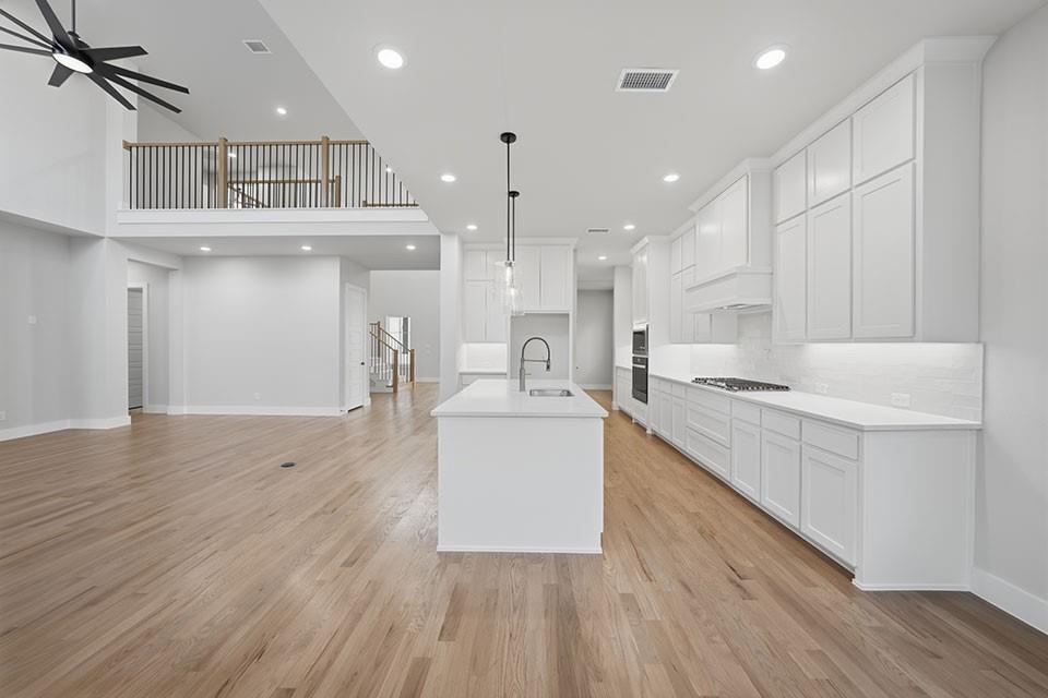 831 Huffines Boulevard Property Photo 17