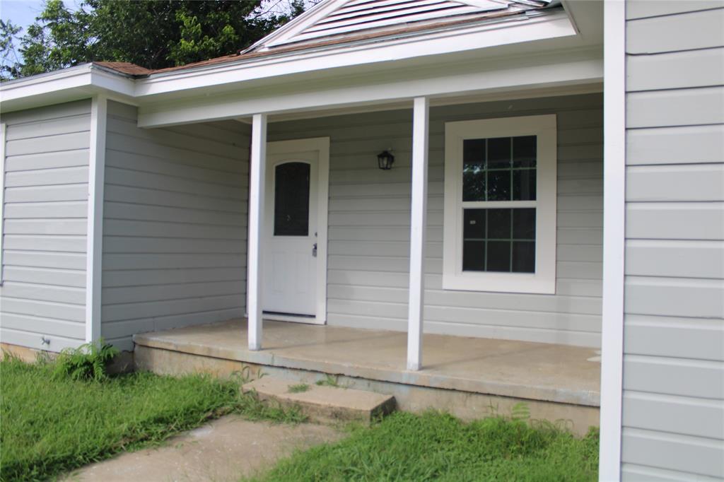 2105 6 Th Property Photo 4