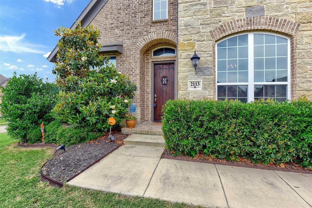 2113 Deer Run Property Photo 8