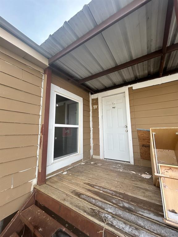 6614 Ashley Court Property Photo 3