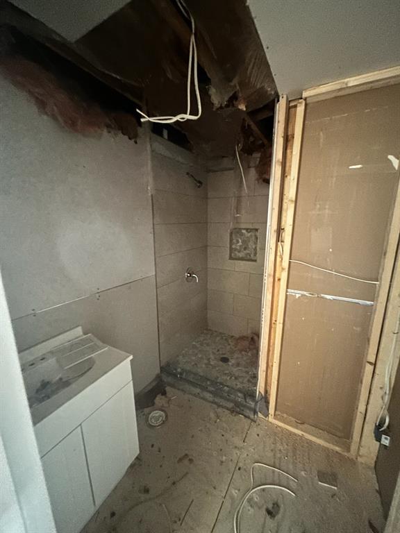 6614 Ashley Court Property Photo 4