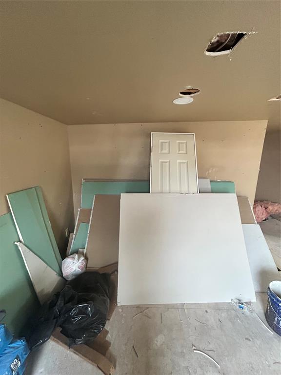 6614 Ashley Court Property Photo 14