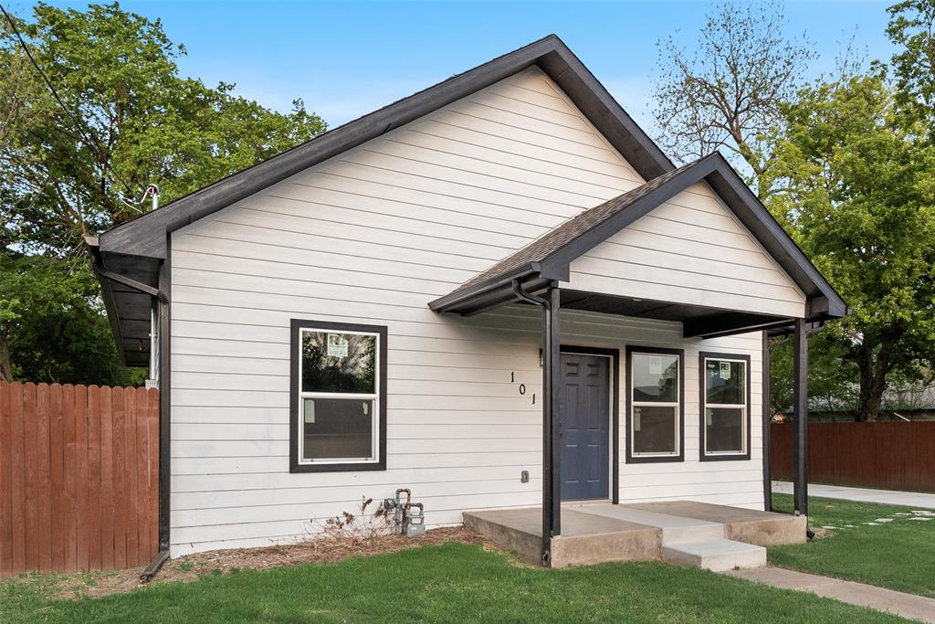 1014 Trinity Street Property Photo 5