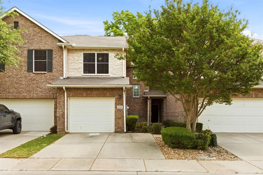 2925 Saint Andrews Drive Property Photo 1