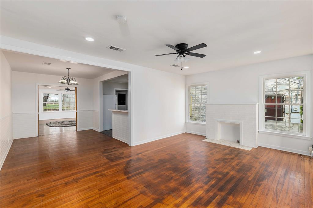 901 6th Street Property Photo 5