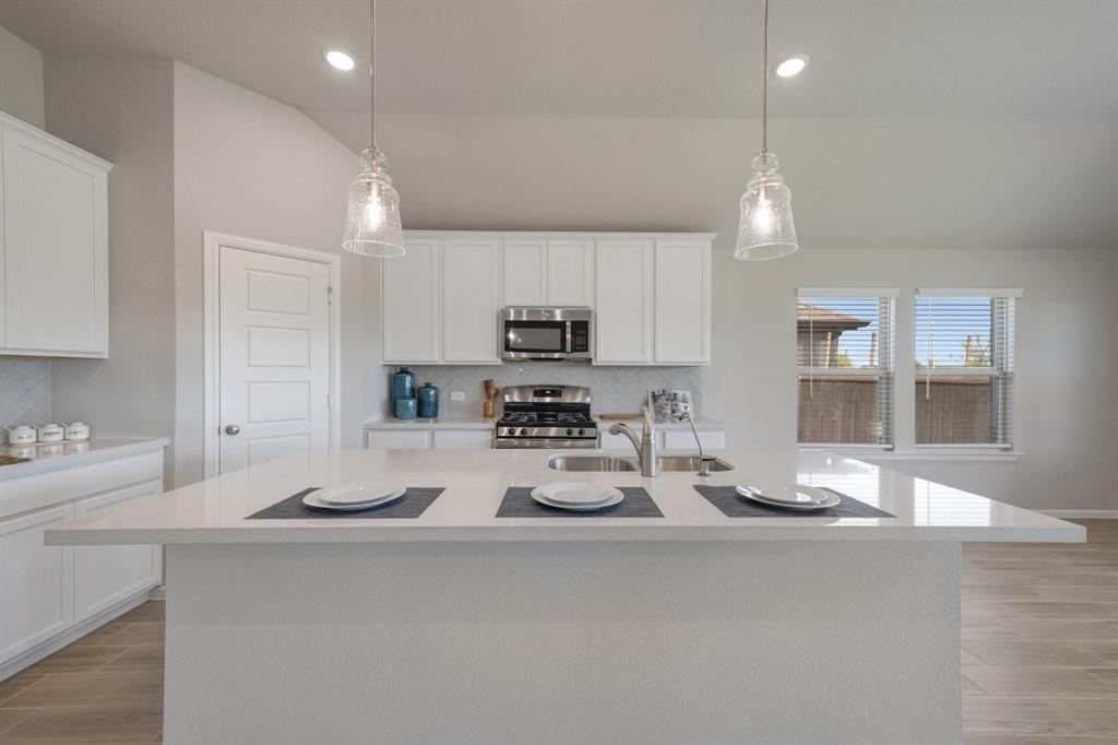 2700 Tamarack Lane Property Photo 18