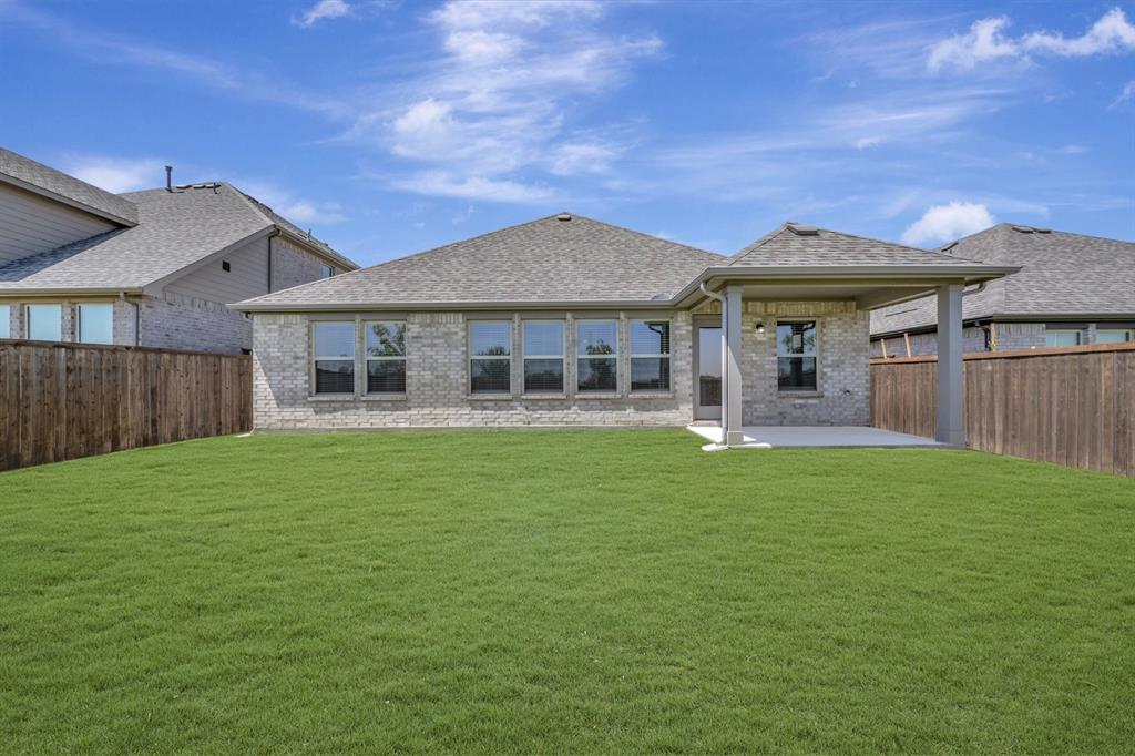 2700 Tamarack Lane Property Photo 32