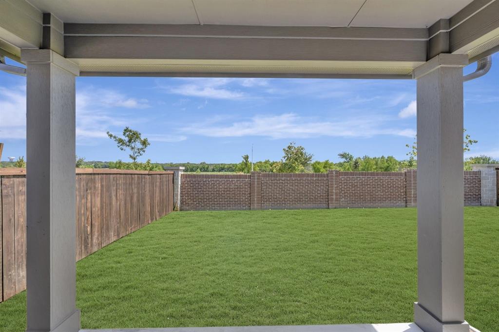 2700 Tamarack Lane Property Photo 34