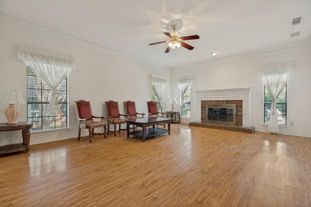 2700 Nighthawk Drive Property Photo 5