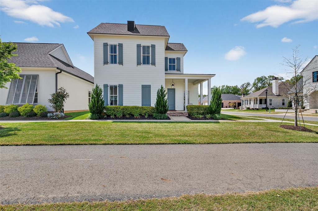 2224 Fairwoods Drive Property Photo 2