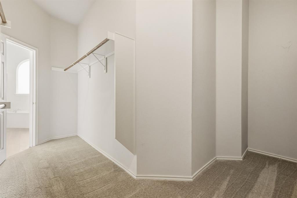 2210 High Point Drive Property Photo 21