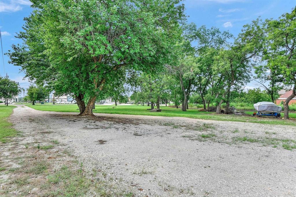 3615 Pottsboro Road Property Photo 4