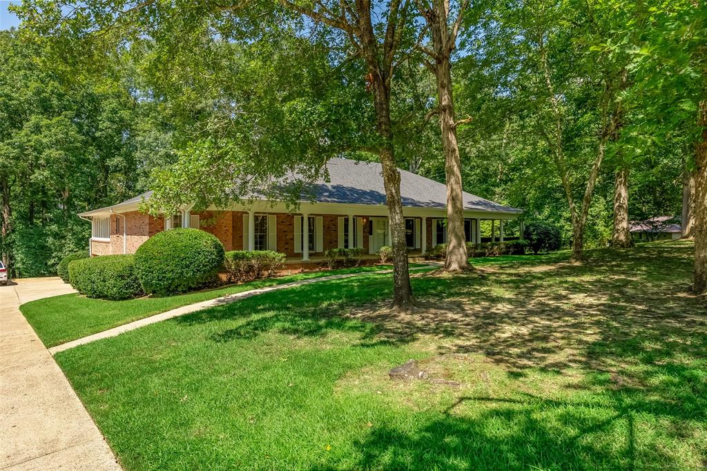 741 Beverly Drive Property Photo 1