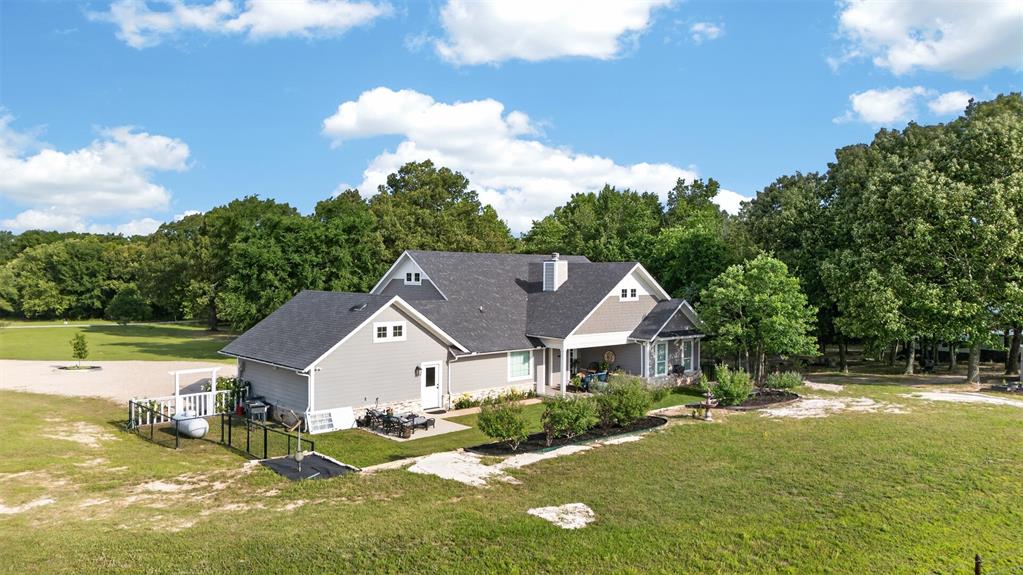954 Rs County Road 4261 Property Photo 5