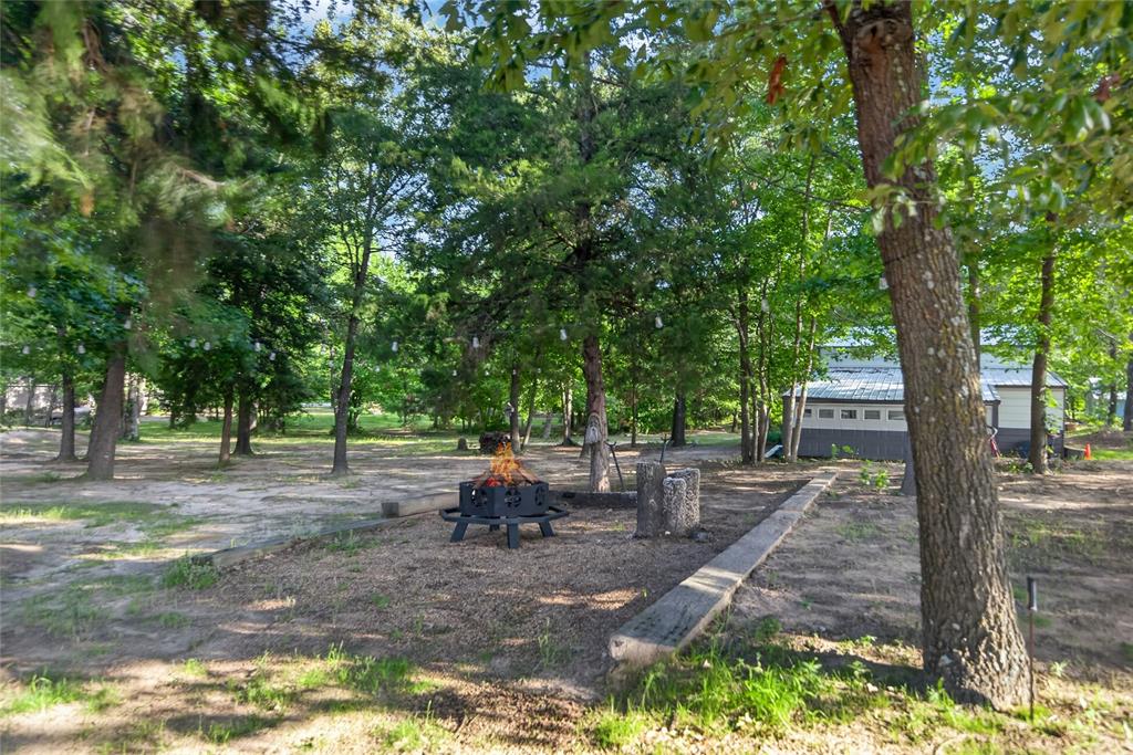 954 Rs County Road 4261 Property Photo 10