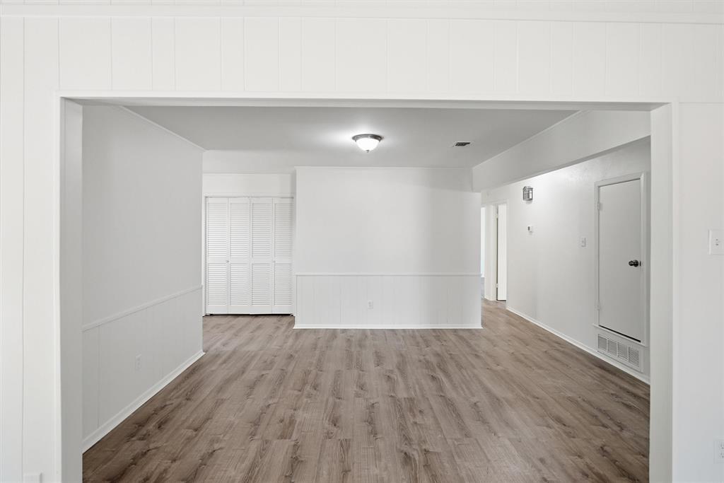 6106 Laredo Court Property Photo 7