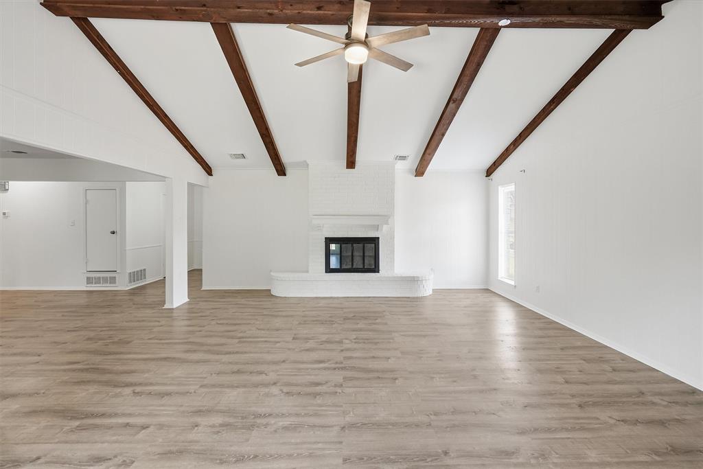 6106 Laredo Court Property Photo 10