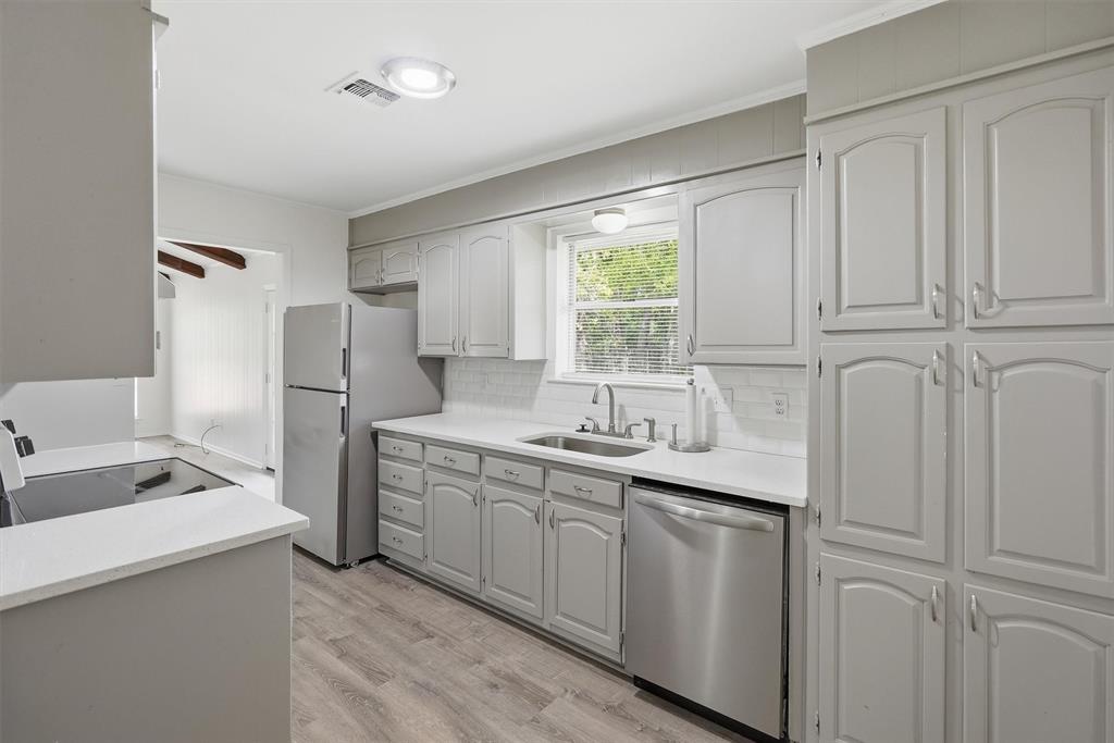 6106 Laredo Court Property Photo 15