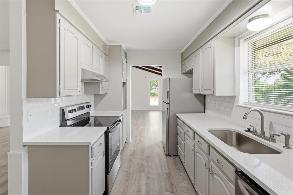 6106 Laredo Court Property Photo 16