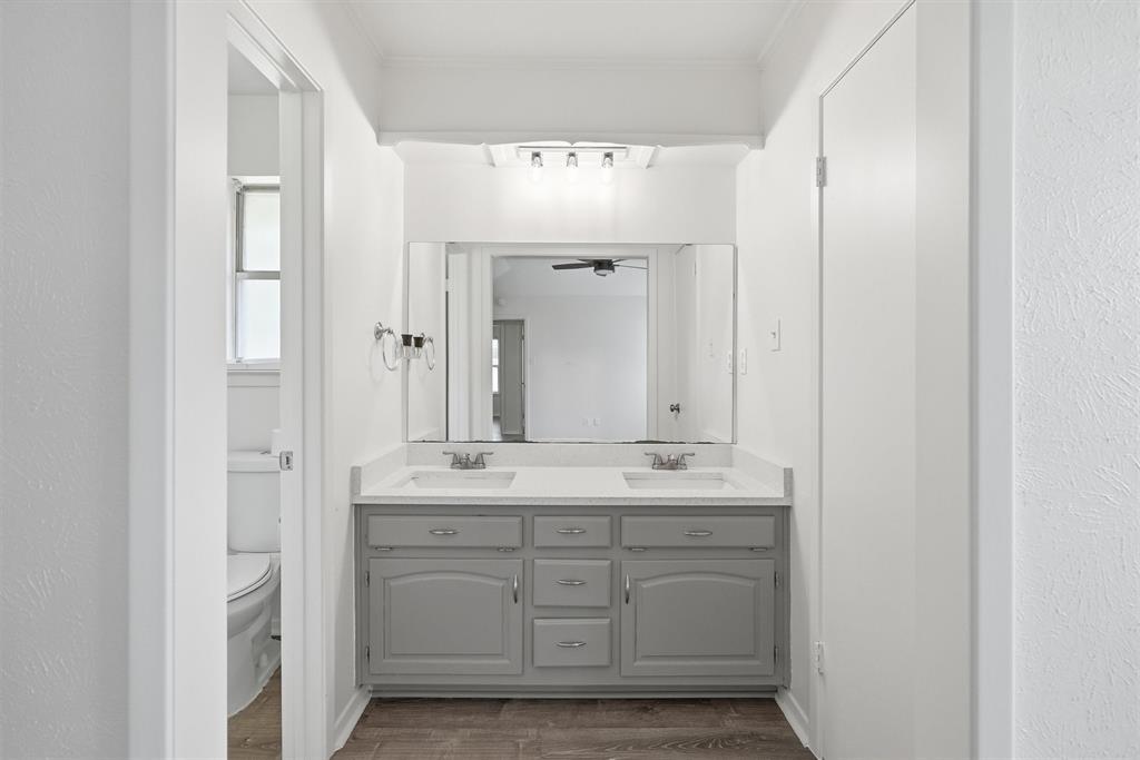 6106 Laredo Court Property Photo 26