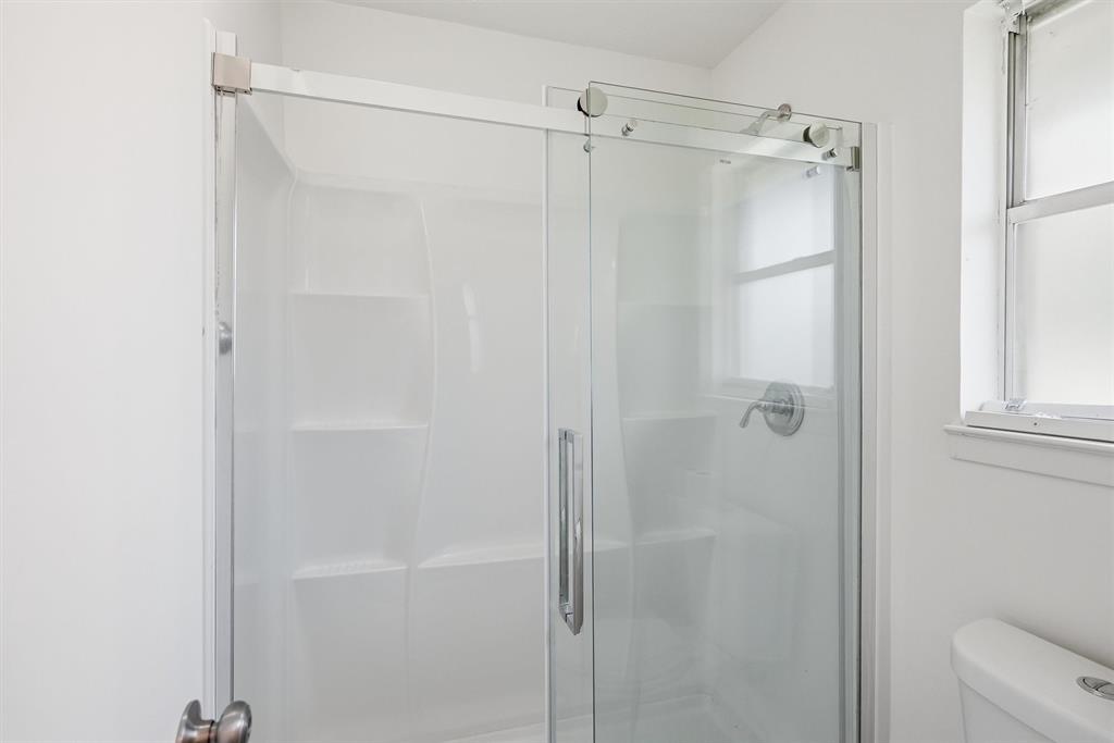 6106 Laredo Court Property Photo 27