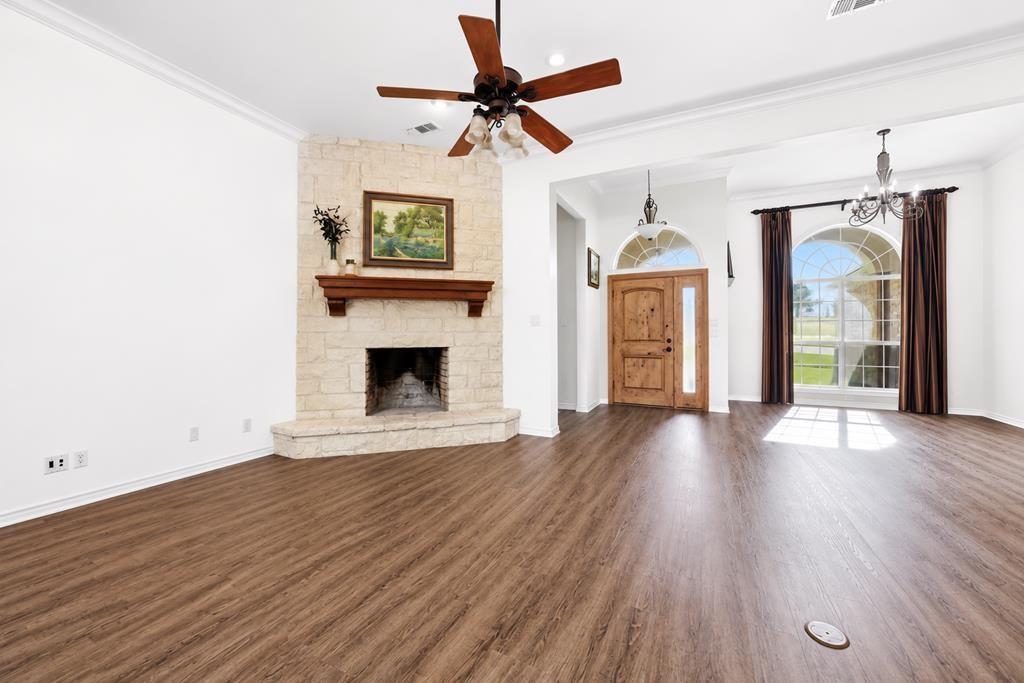 6398 Dorsey Drive Property Photo 5