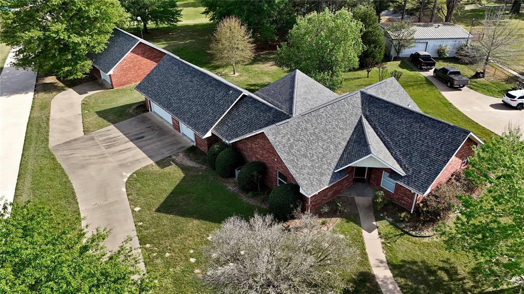 2436 Lakefront Shores Road Property Photo 1