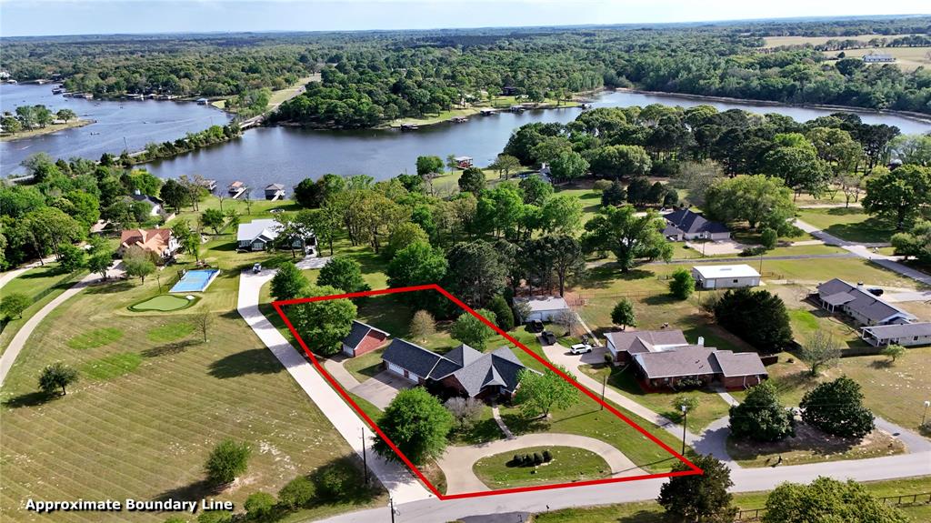 2436 Lakefront Shores Road Property Photo 3