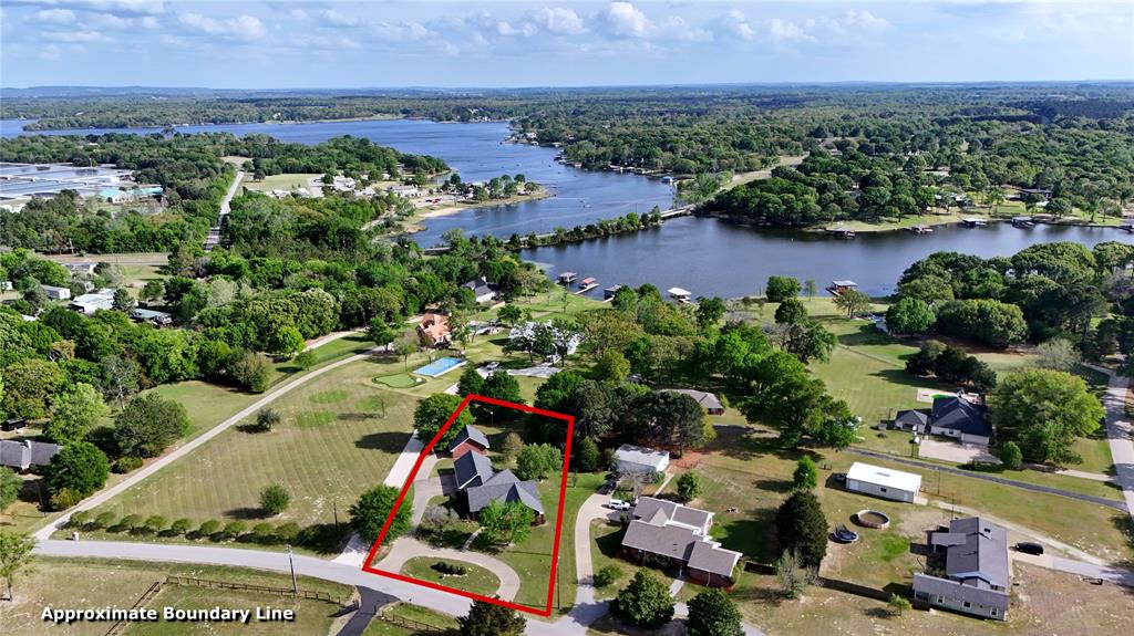 2436 Lakefront Shores Road Property Photo 4