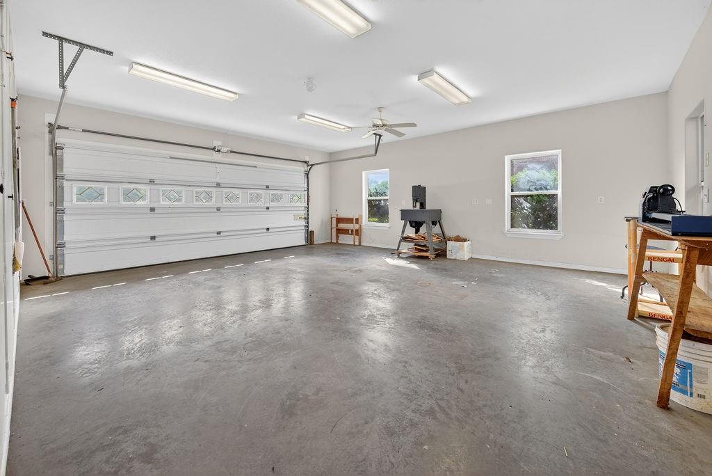 2436 Lakefront Shores Road Property Photo 24