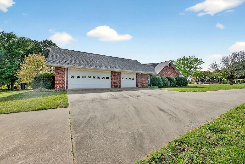 2436 Lakefront Shores Road Property Photo 25