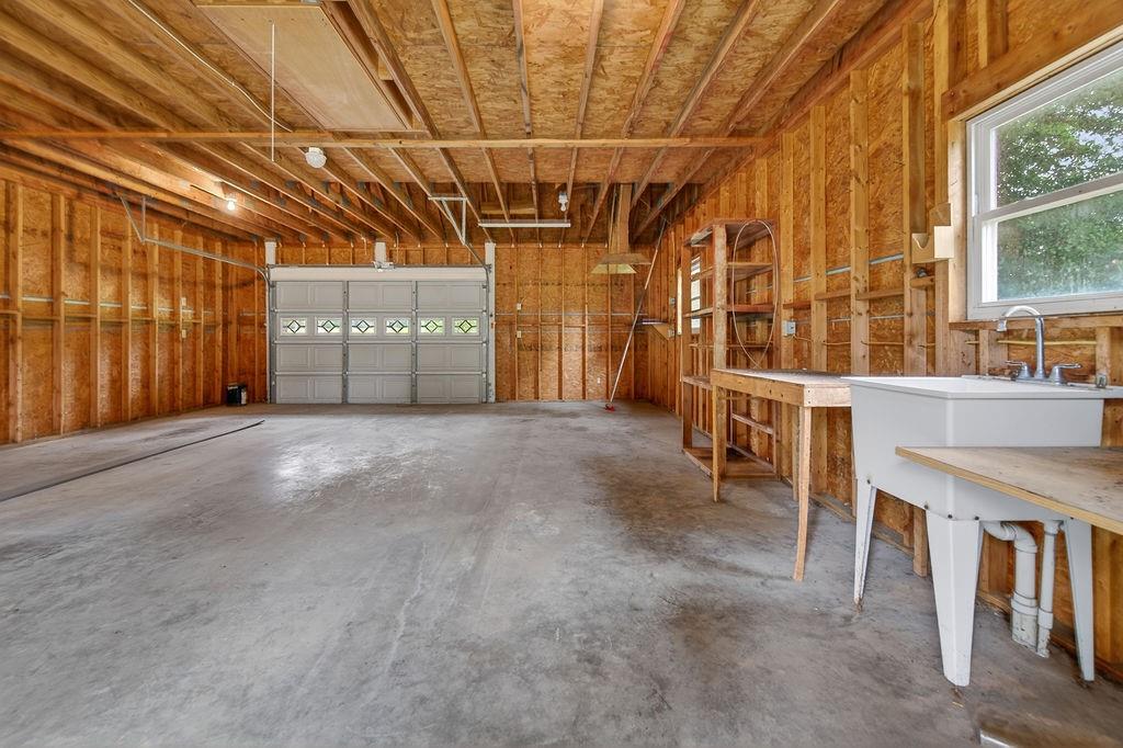2436 Lakefront Shores Road Property Photo 30