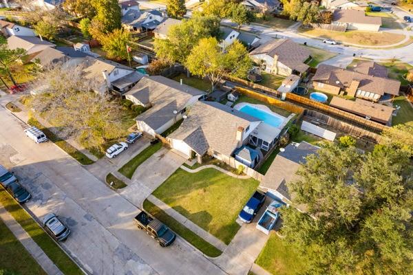 813 Via Avenida Property Photo 1