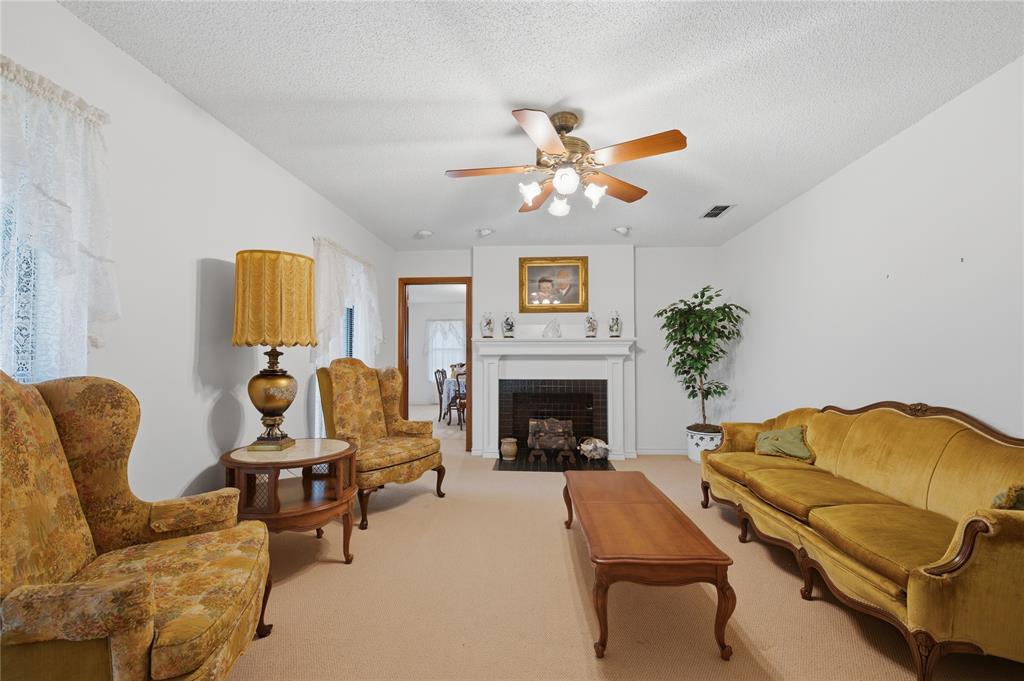 17804 Cr 4235 Property Photo 4