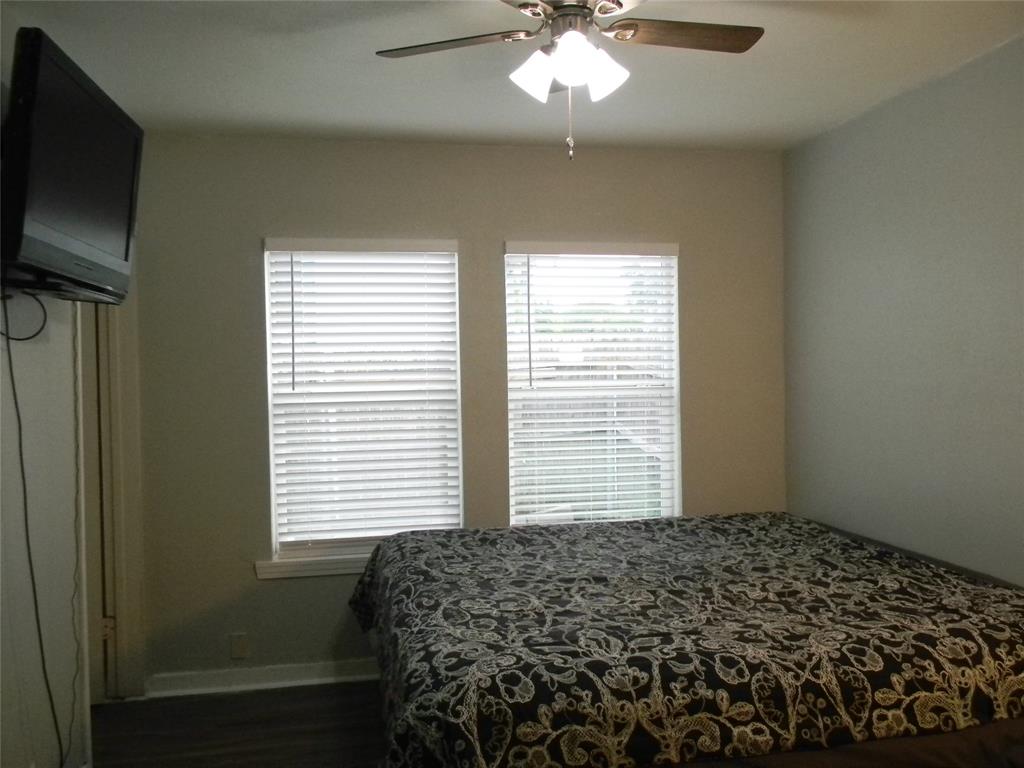 2320 S Denley Drive Property Photo 6