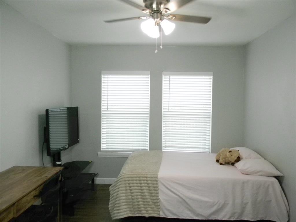 2320 S Denley Drive Property Photo 8