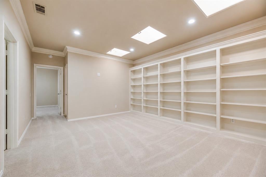 4612 Saxon Drive Property Photo 19