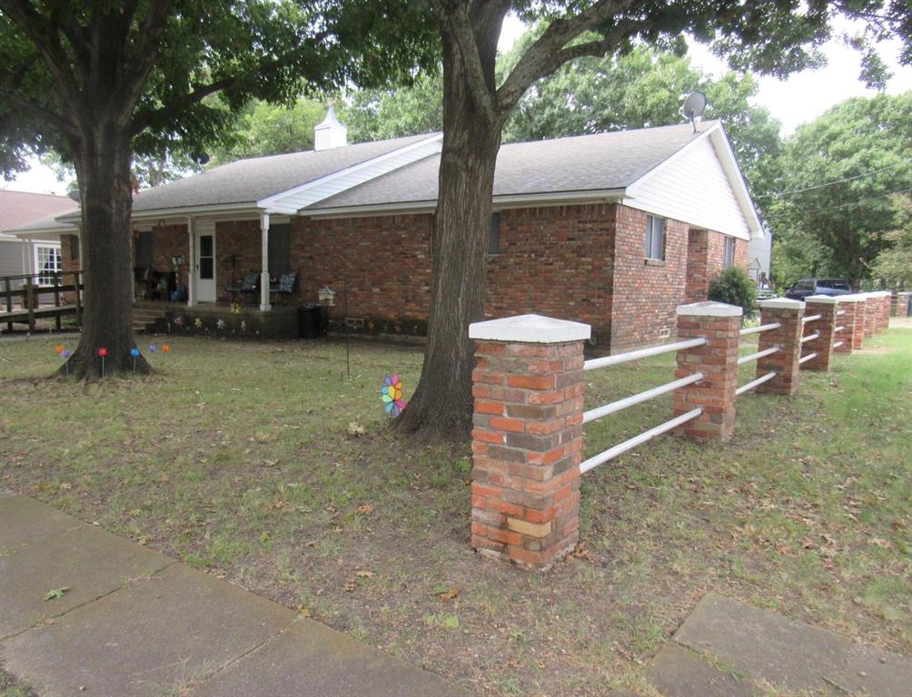 320 N Cleveland Avenue Property Photo 1