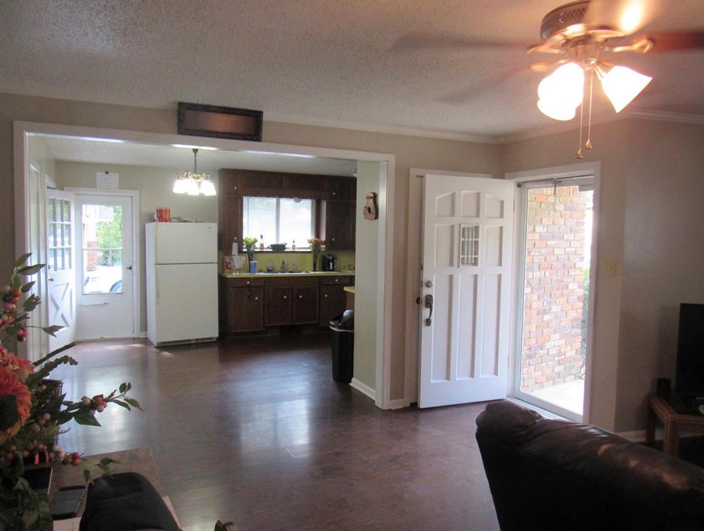 320 N Cleveland Avenue Property Photo 3