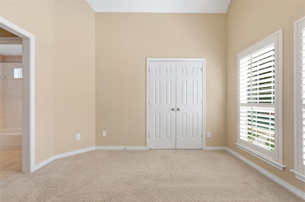 2741 Barrington Drive Property Photo 6
